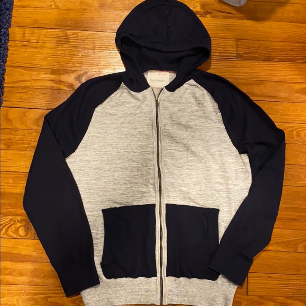 Zip up Hooded Sweater